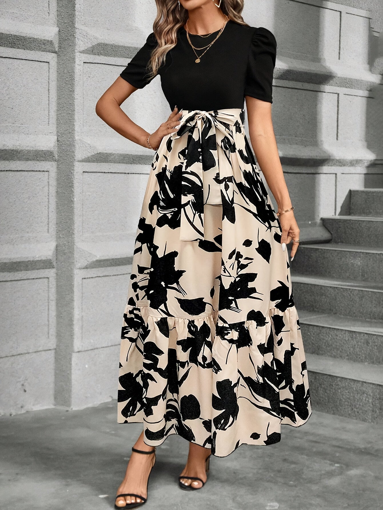 Isadora – Lace-Up Floral Dress