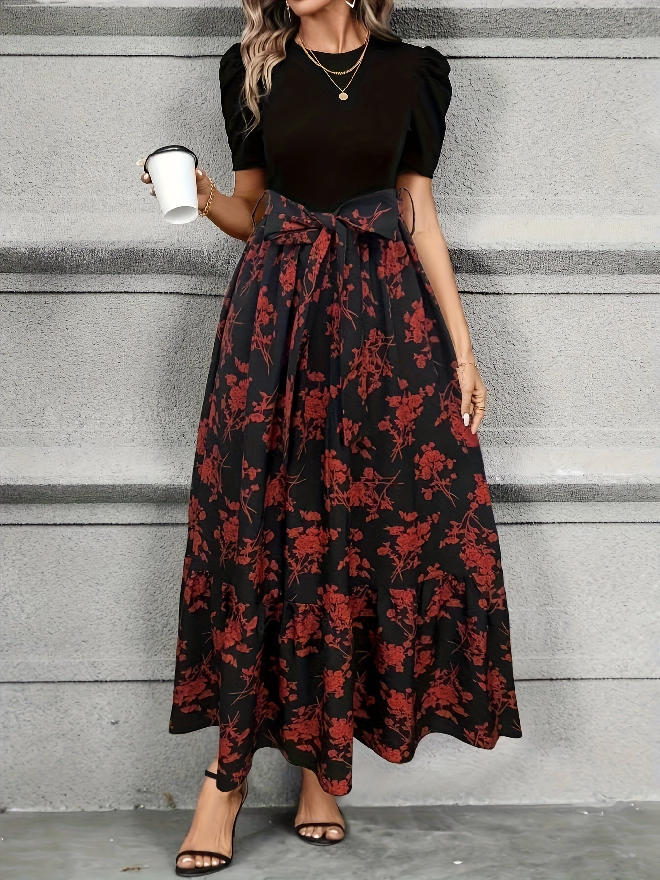 Isadora – Lace-Up Floral Dress
