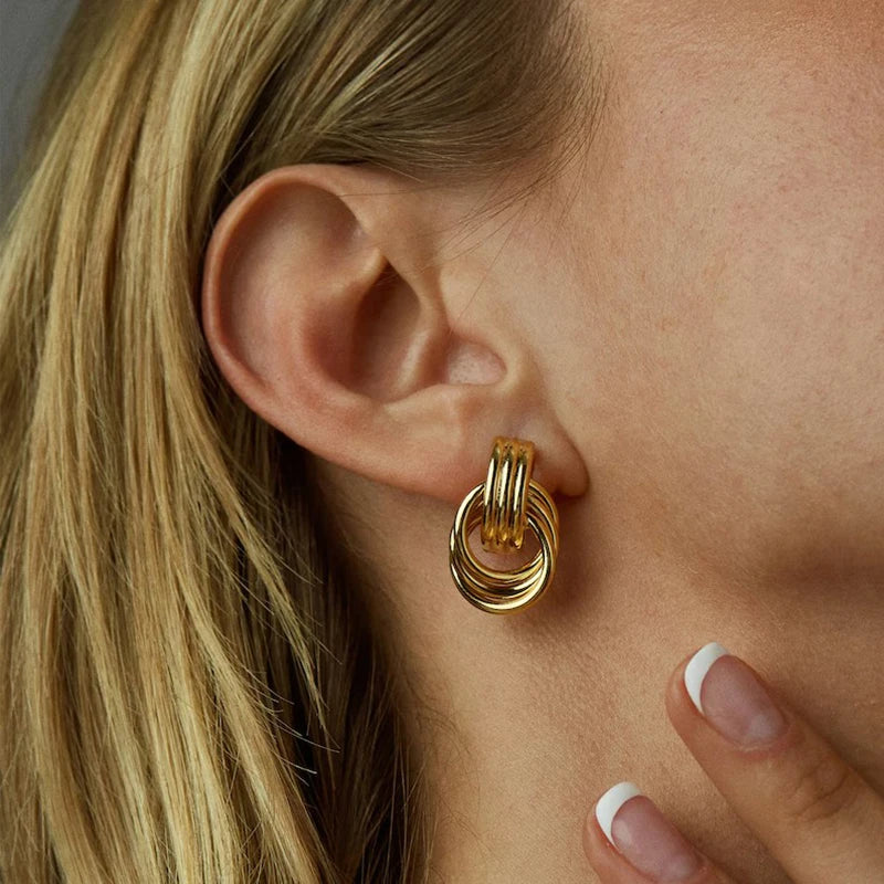 Golden Knot Earrings Set