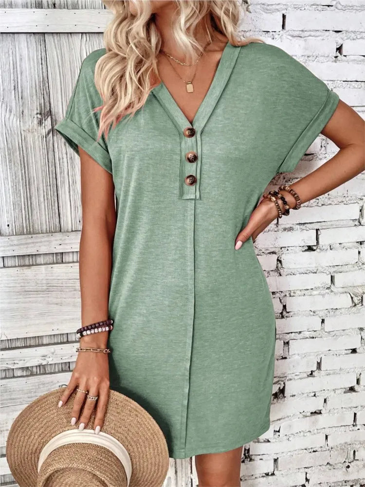 Dress V-neck button closure