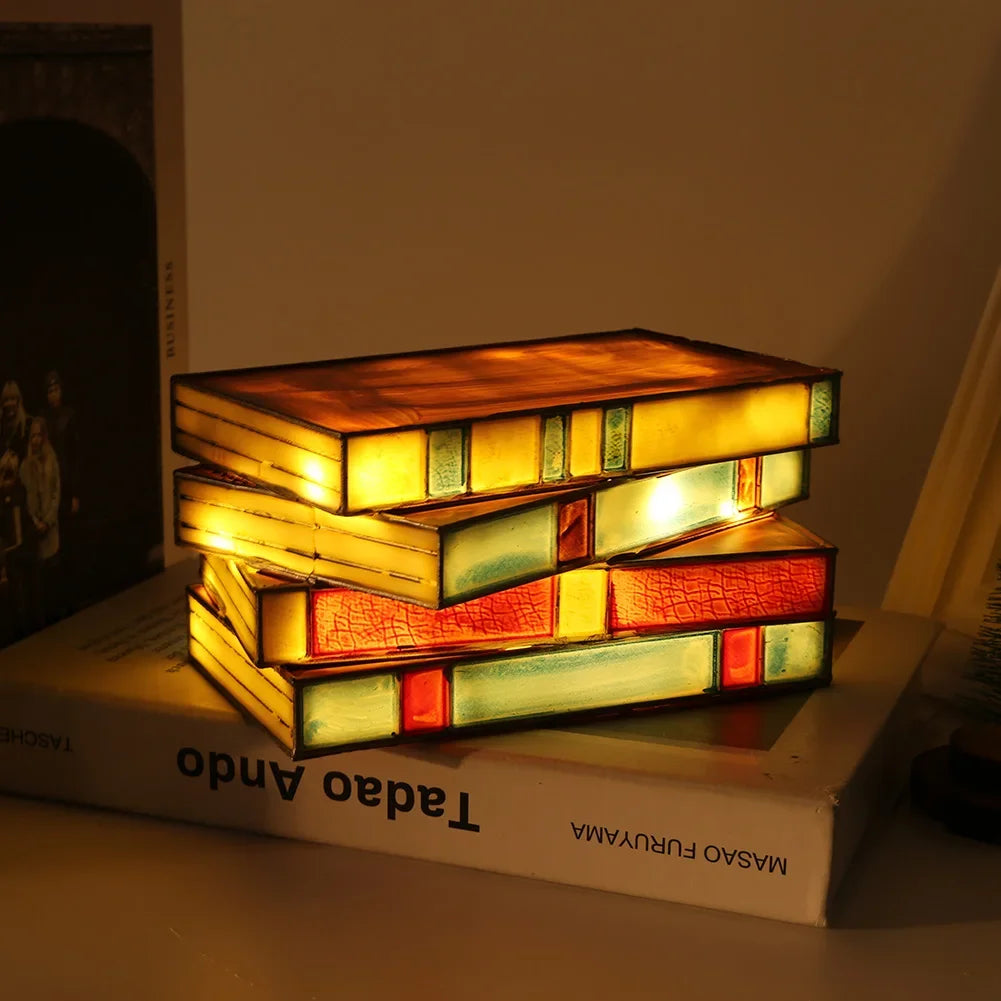 Harbor Vintage Books Lamp