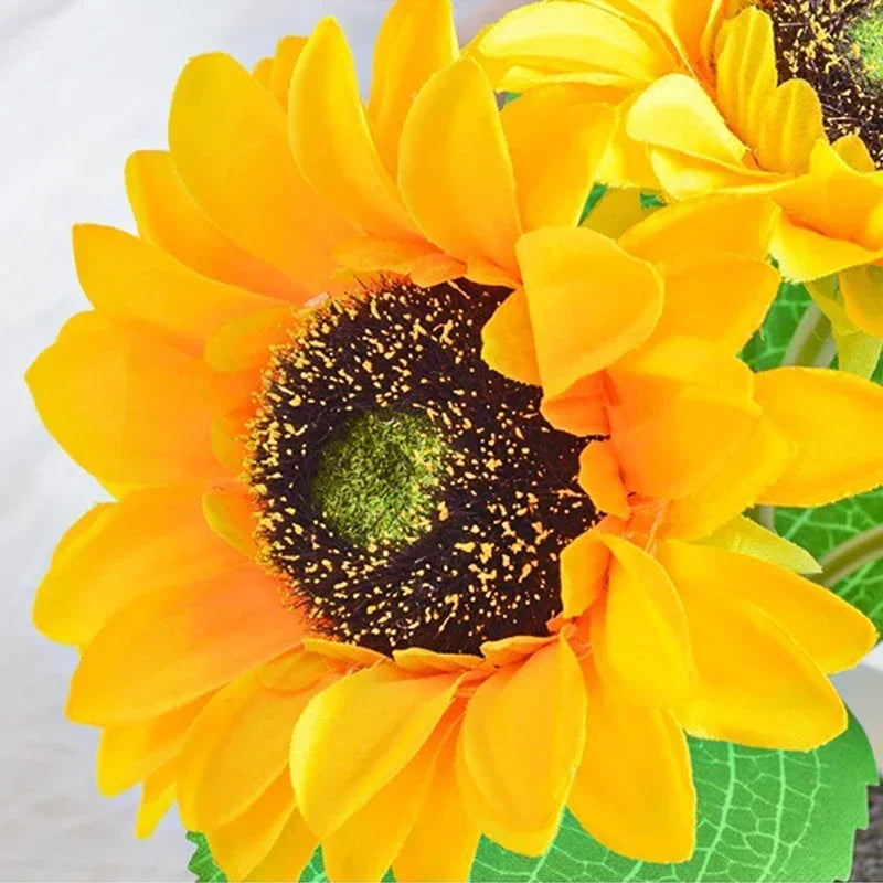 Solaris Sunflower LED Lamp