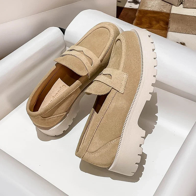 Ophelia – Chic Cowhide Loafers with Heel Comfort