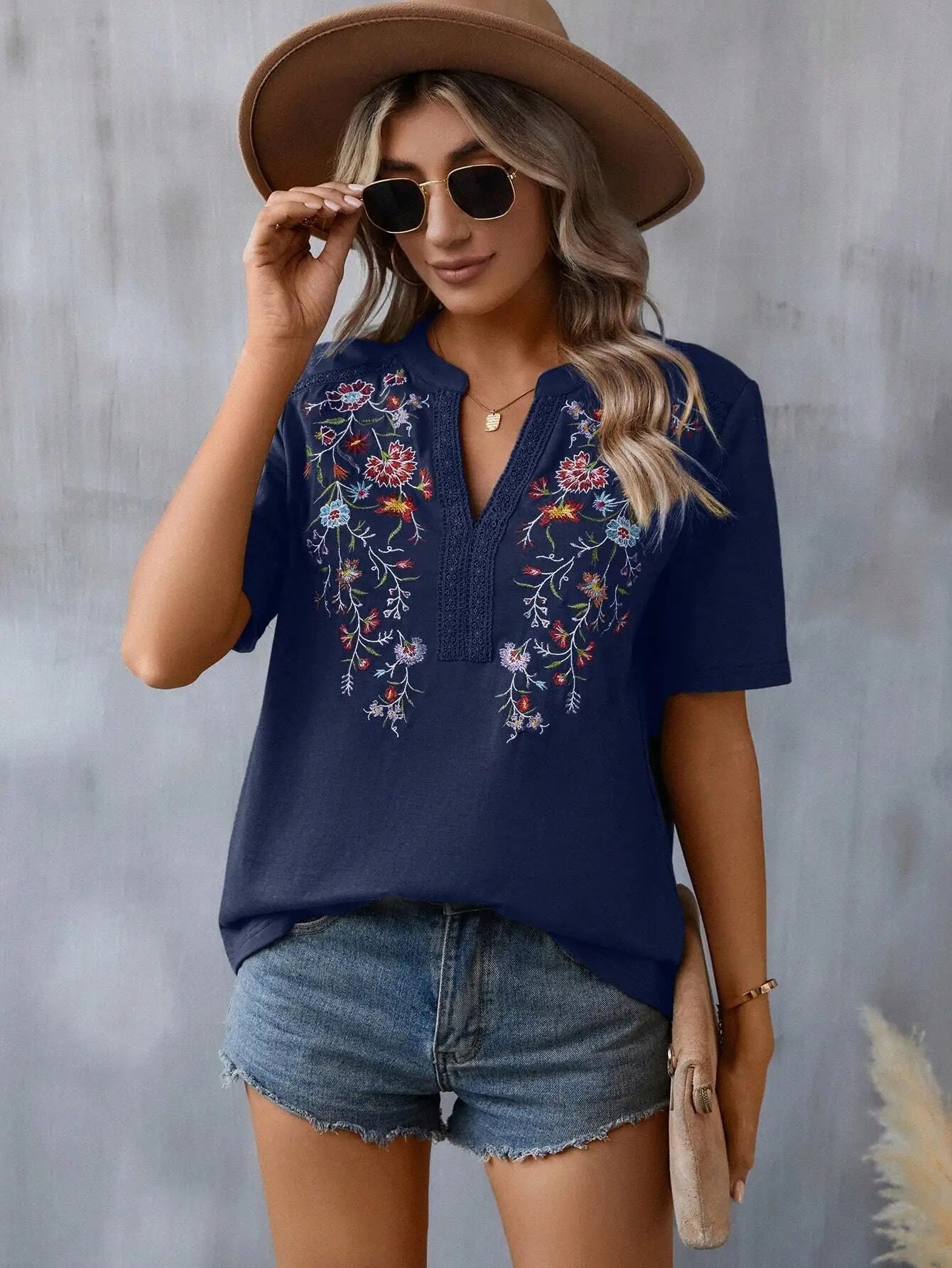 Amara - Embroidered Floral Blouse