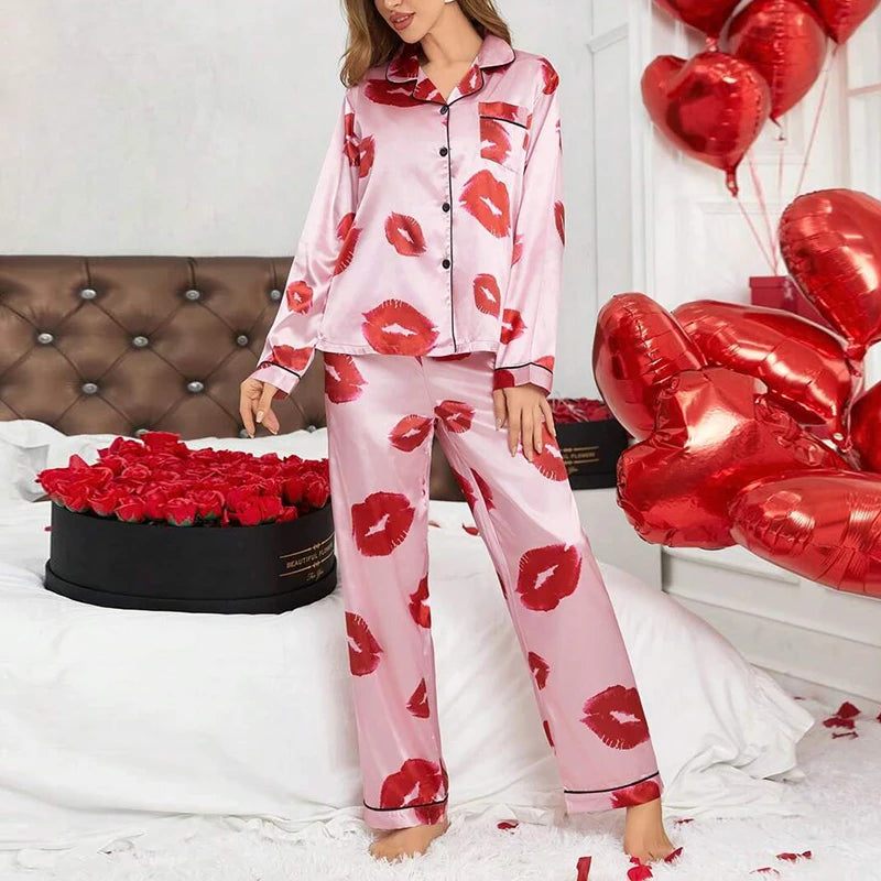 Lola - Lip Print Satin Pajama Set