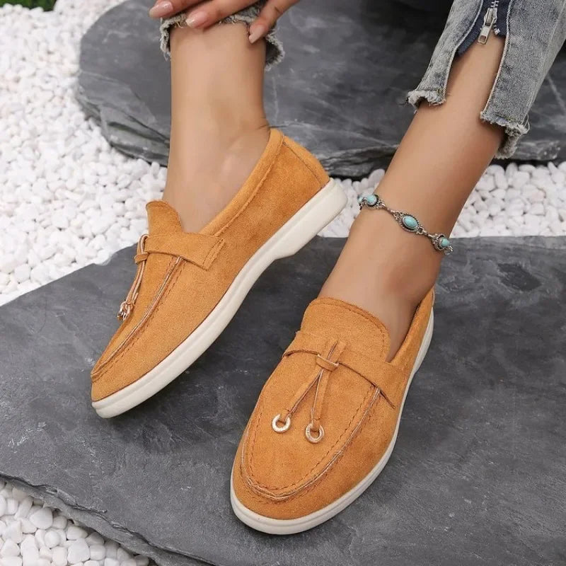 New Women Loafers Slip on Ladies Flats Brand Spring Autumn Casual Flat Shoes Leather Cashmere Single Shoes Plus Size 43