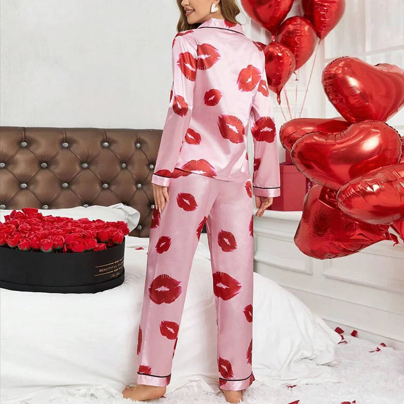 Lola - Lip Print Satin Pajama Set